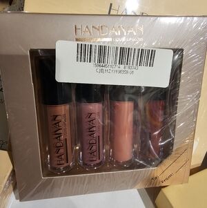 HANDAIYAN Liquid Lip Gloss Set #1- Nude and Pink Collection In Original Wrap